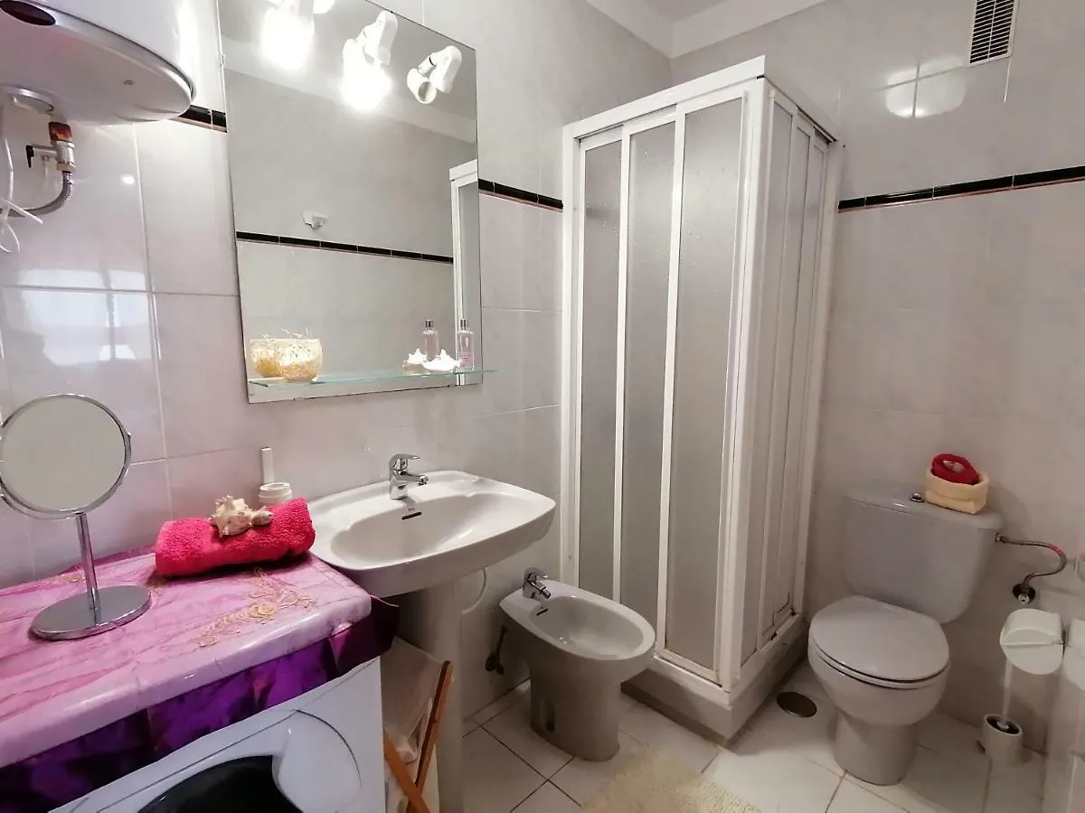 Apartamento Mar Holiday Home Los Cristianos  España
